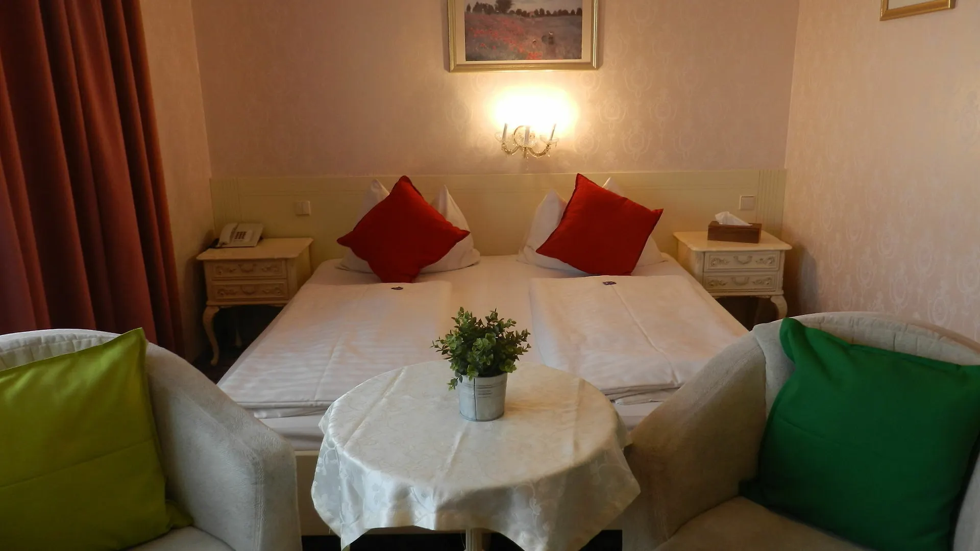 Aviano Boutique Hotel ウィーン 4*,