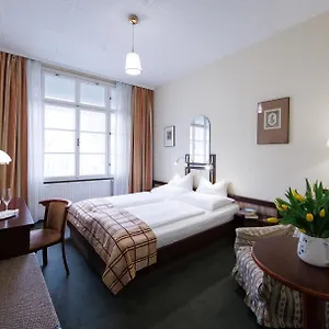 Bed and Breakfast Continental Hotel-pension