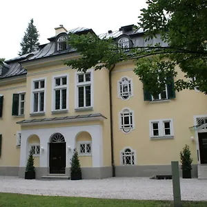 Hotel Trapp ***